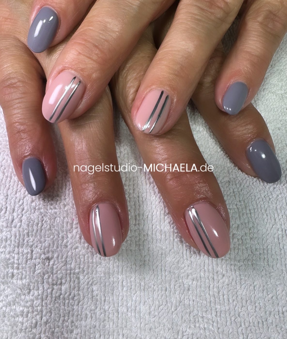 02E042B5-B989-499F-83C9-471AFF39AED7