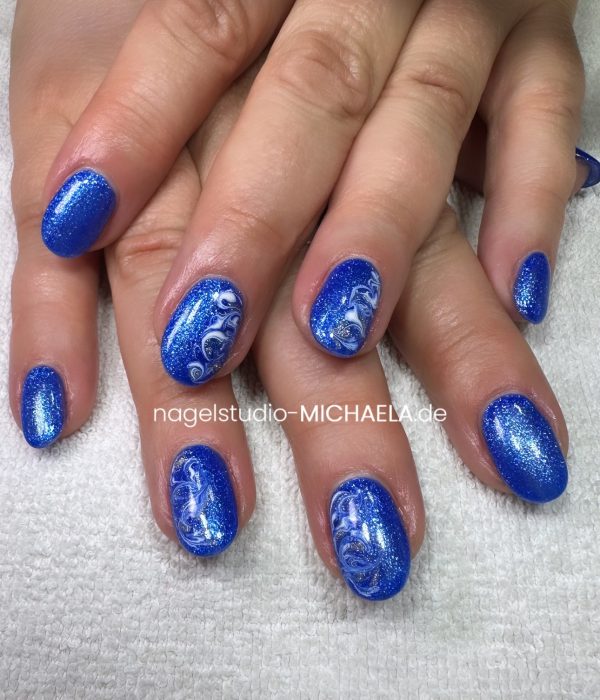 0F5B276E-44C9-4E05-A57E-AEE05AFDB65C