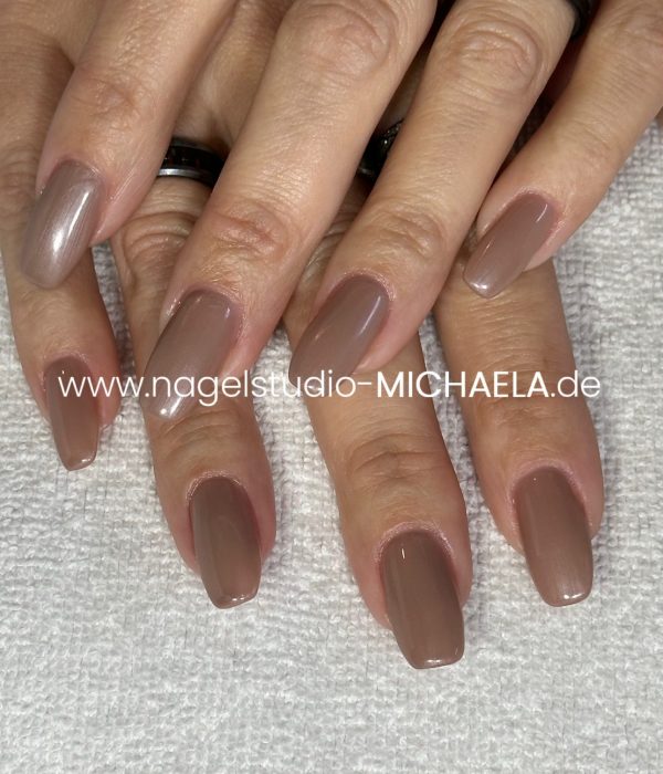 32FF1A01-16CE-4845-99BC-29ECD5762C99