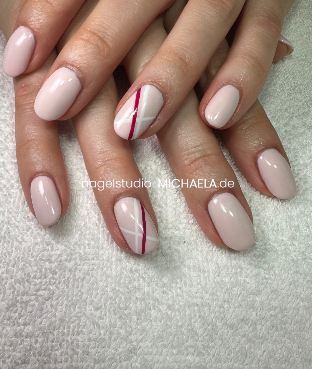 3D86CE24-5919-4458-9ADD-54140DDB5E95