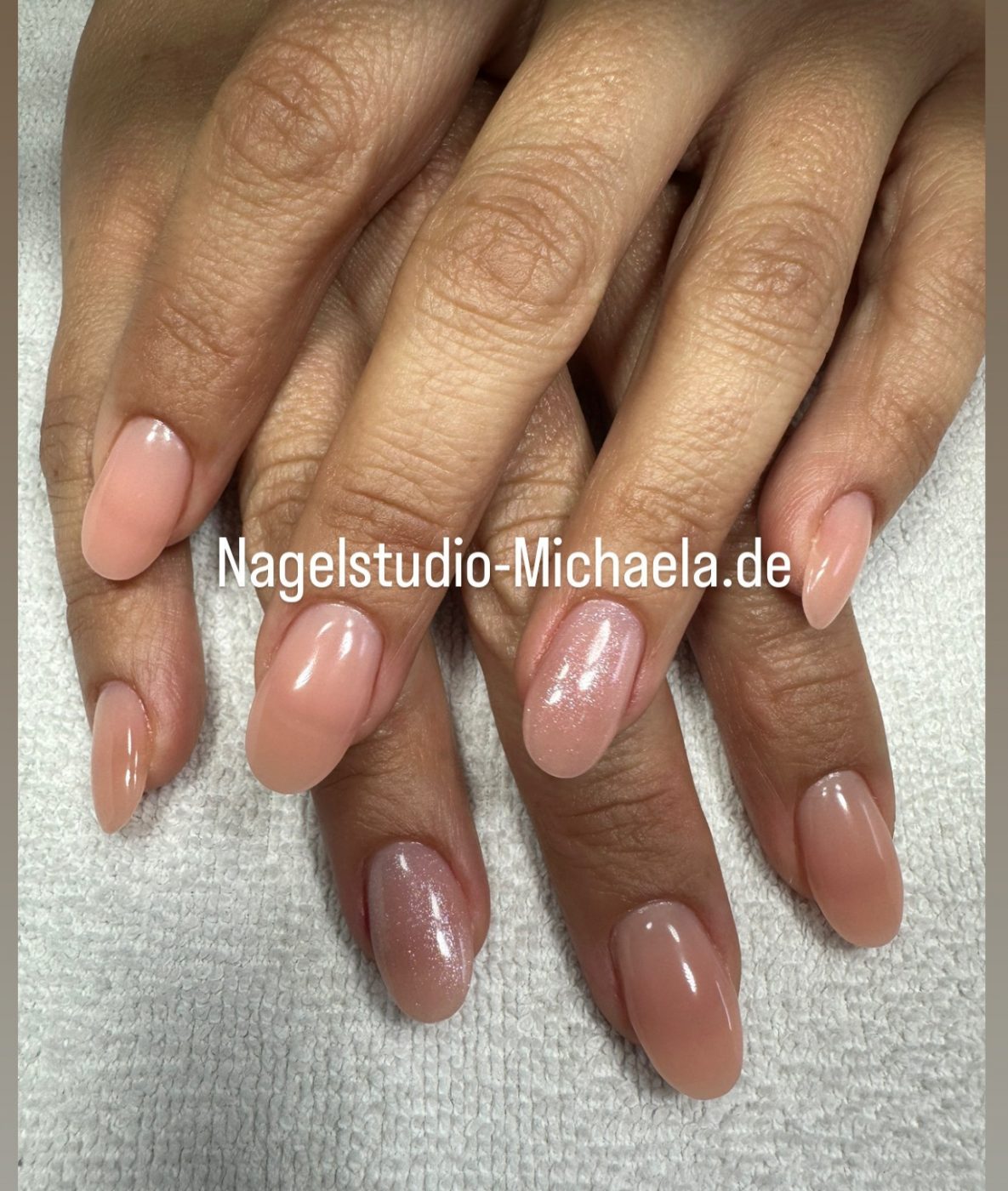 50184FDF-98B8-4007-99A2-9894CFDCBAAF