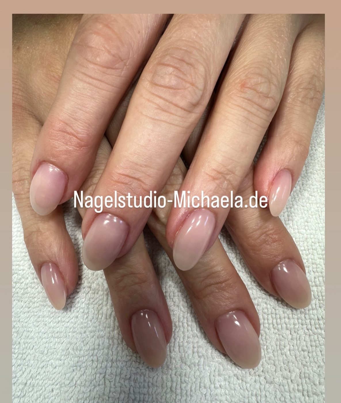 57AFFFF3-F3A9-42BA-9571-3CB745B23040