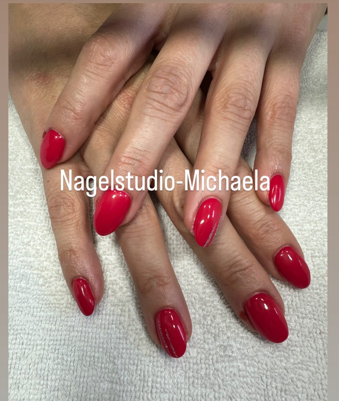 5EA308A8-CE34-4967-8D39-3CB301819B9F