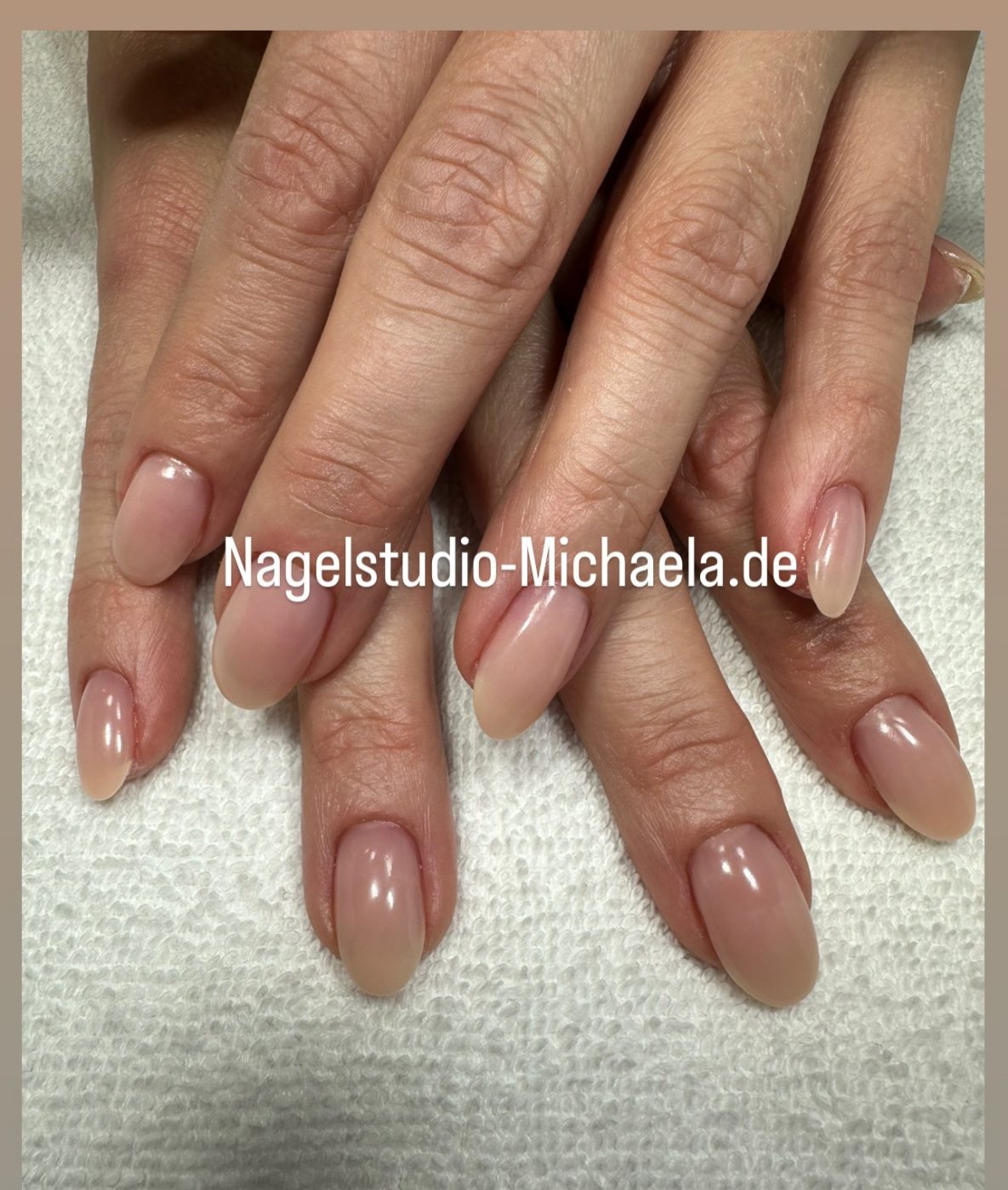 72515C2F-8053-4E13-B6B2-0DCBCC856003