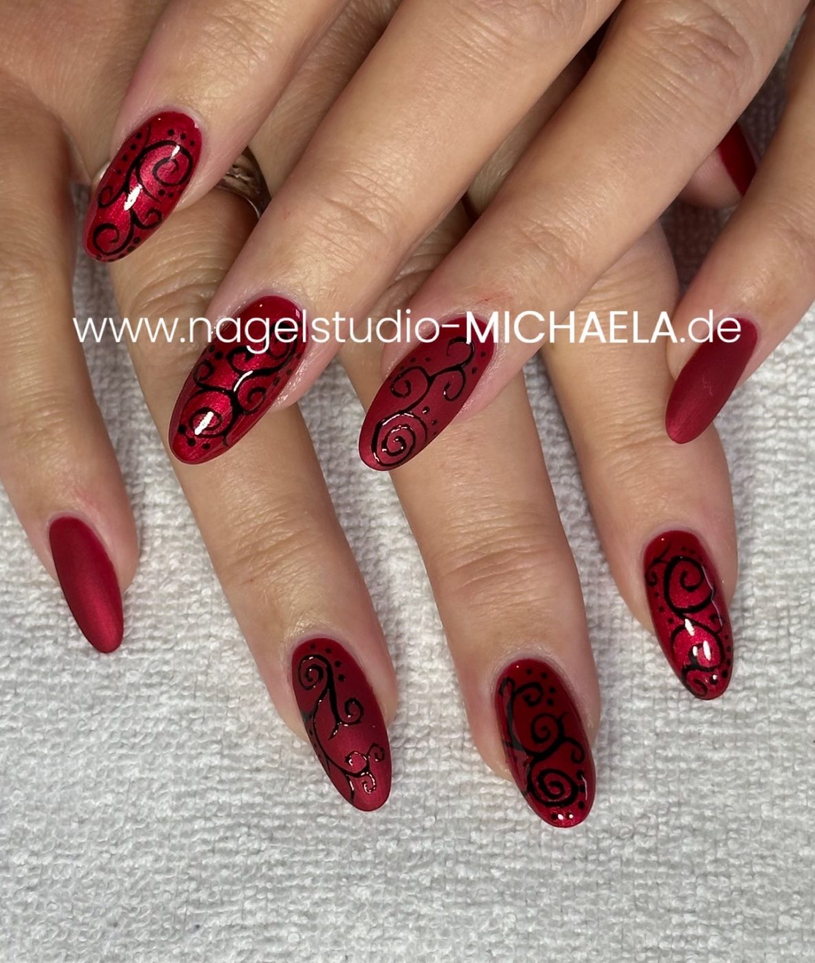 8A473EF5-C260-451B-9E19-904F5860F9BF