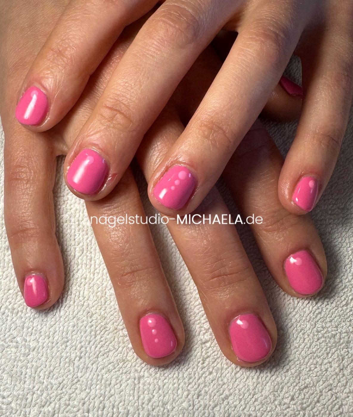 90A06C37-2AD9-4B1D-B6AE-0EC10D933F01