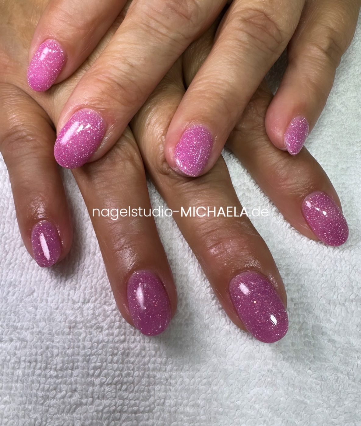 98C8631B-D7C1-42EC-B695-36EA3A2D9755