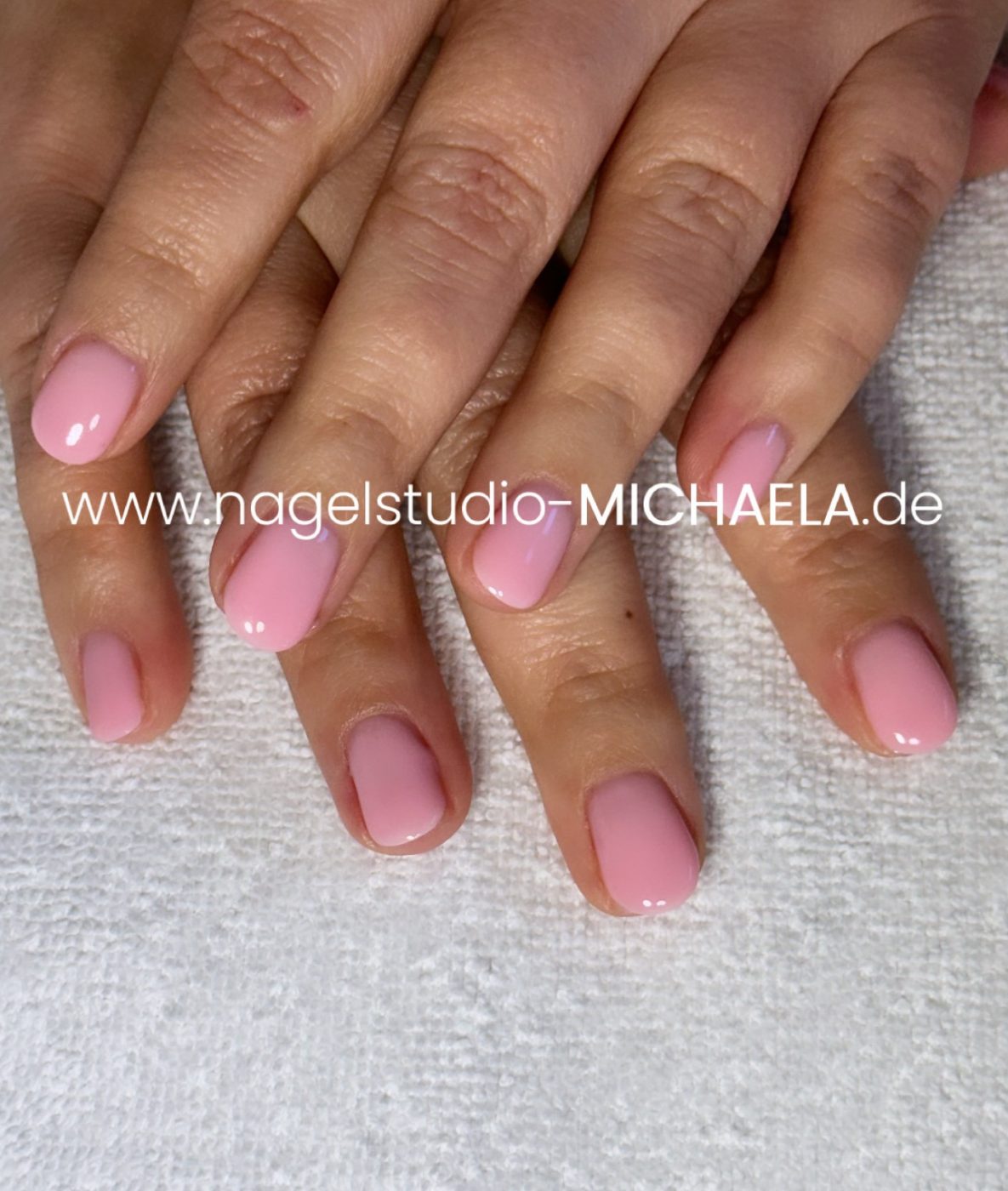 A8959157-2AAC-4B69-98F6-18760119B851