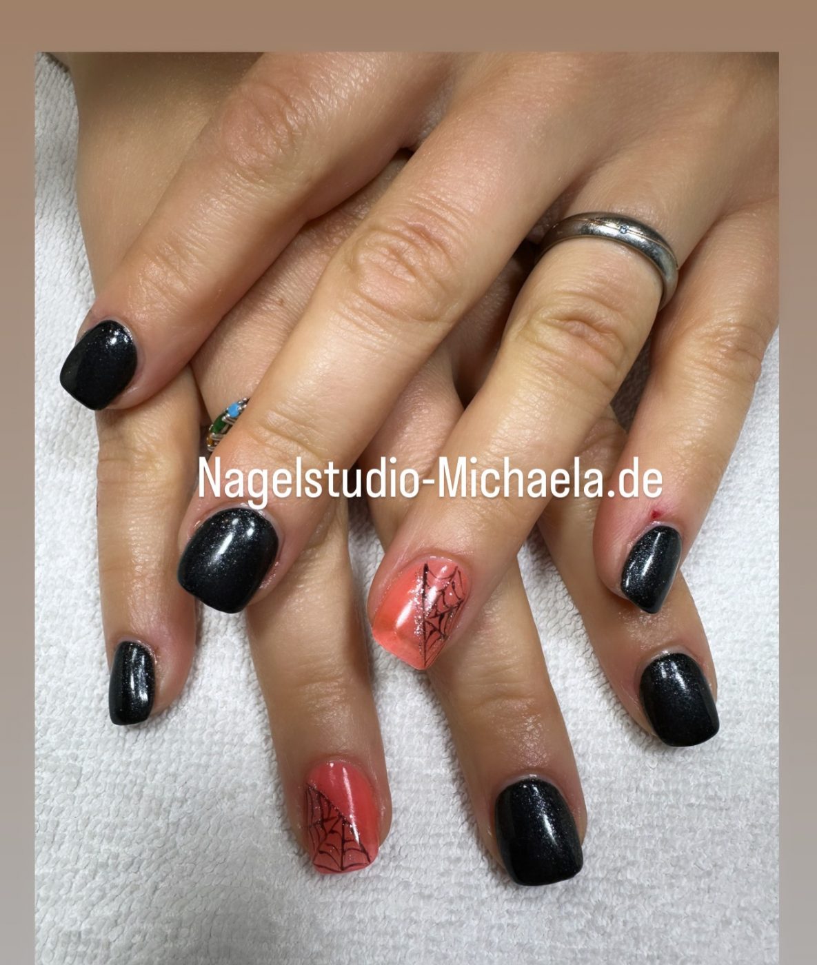 AAAAF009-42AF-4A4D-999E-3C76AD7757A8