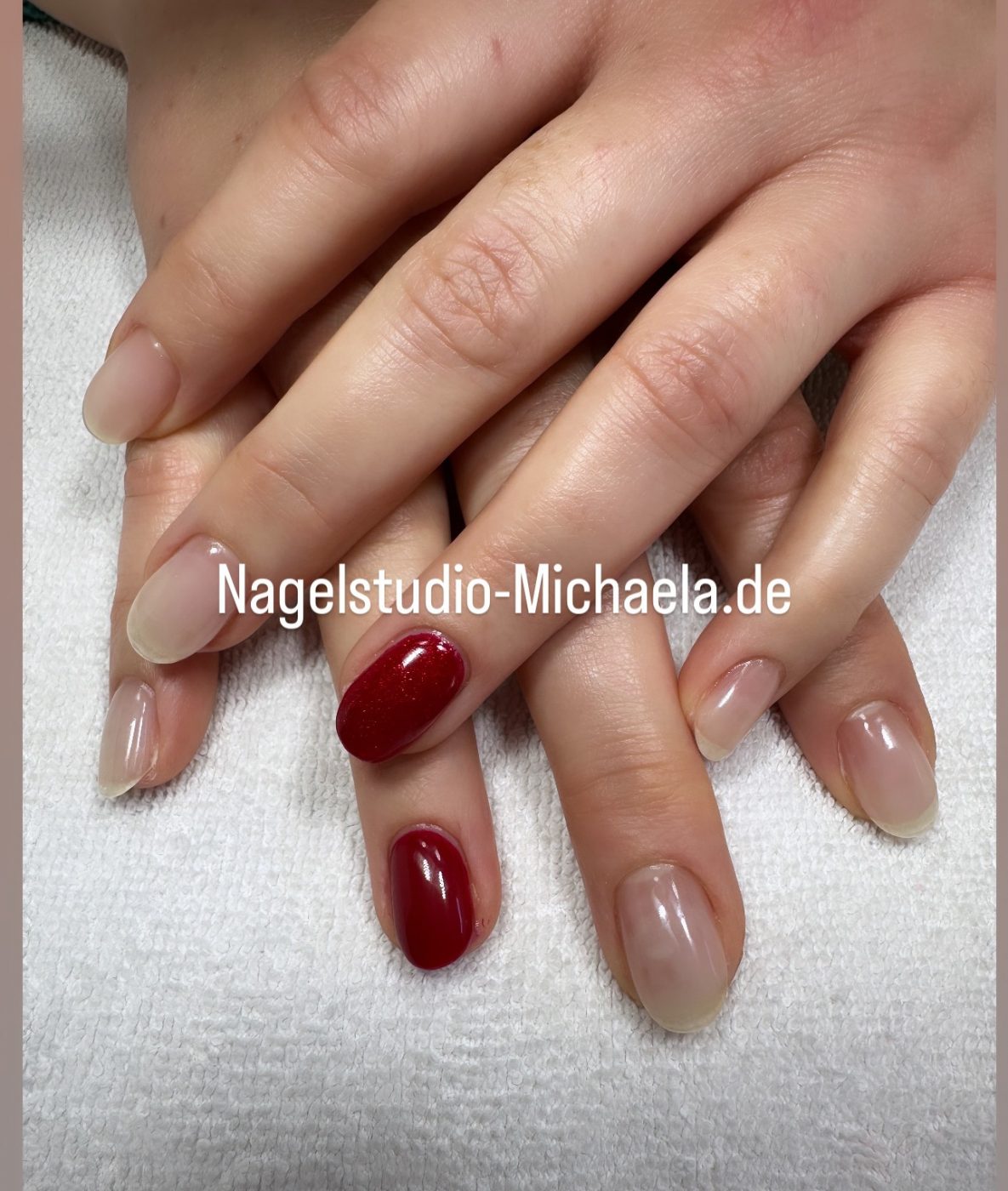 B70ABE54-CEEE-4270-A66A-B9B494335C4E