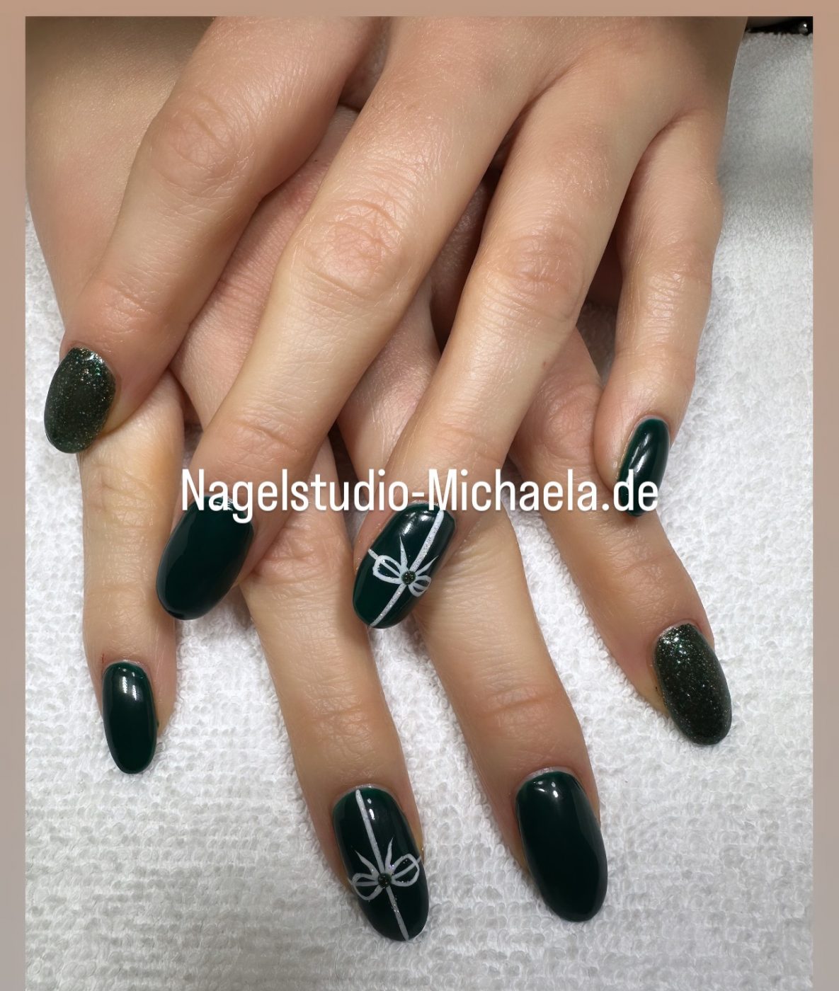 CAE6E021-B8F2-4D13-B196-56010D7F623C