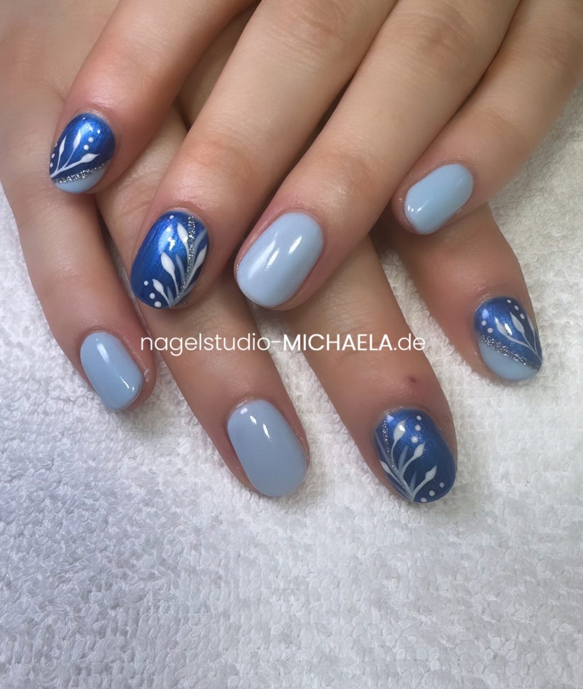 D82E0CBE-A5EF-4948-B820-FC4FBC7BBC62