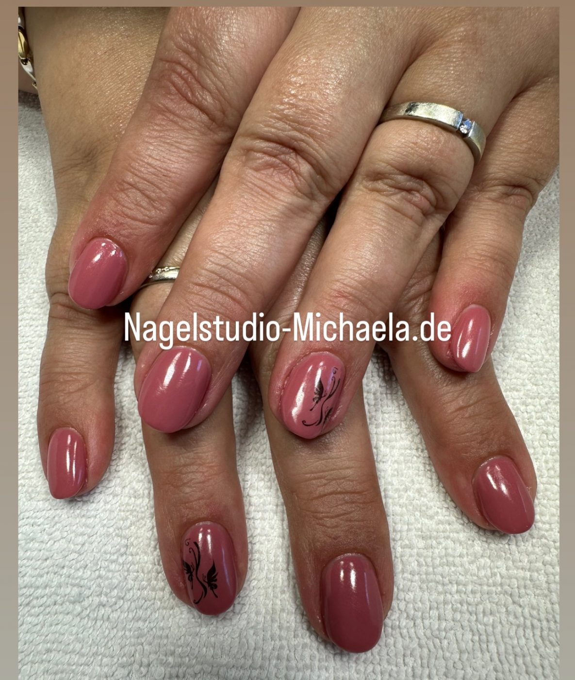 FCA4E216-963B-4123-B345-7105C099248E